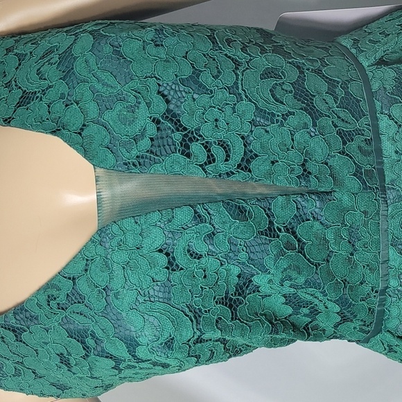 Adrianna Papell Women's Emerald Green Lace Evening Holiday Gown - Picture 17 of 17